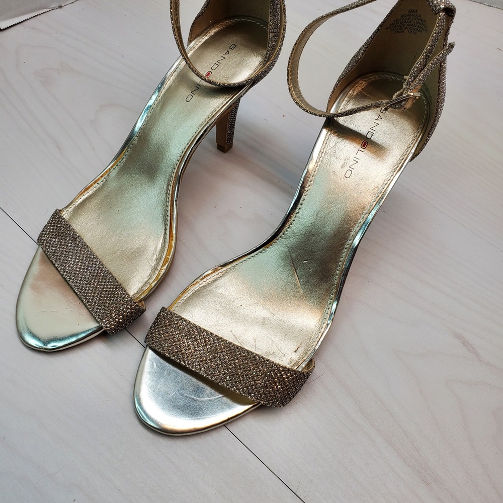 Bandolino BDMAADIA Women's‎ Gold Glitter Ankle Strap Heels Size 9M